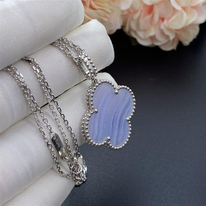 [Mystic Crown]CLOVER SILVER CHALCEDONY BIG CLOVER NECKLACE