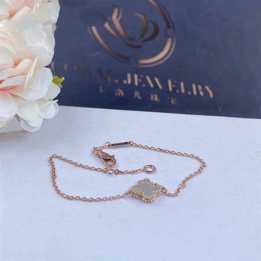 [Mystic Crown]CLOVER WHITE MOP SINGLE FLOWER BRACELET