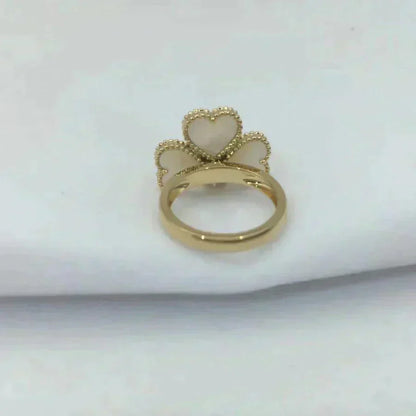 [Mystic Crown]SWEET CLOVER WHITE MOP RING