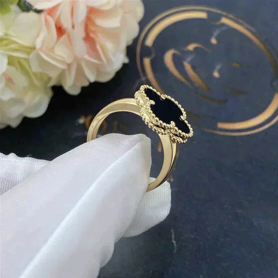 [Mystic Crown]CLOVER ONYX RING