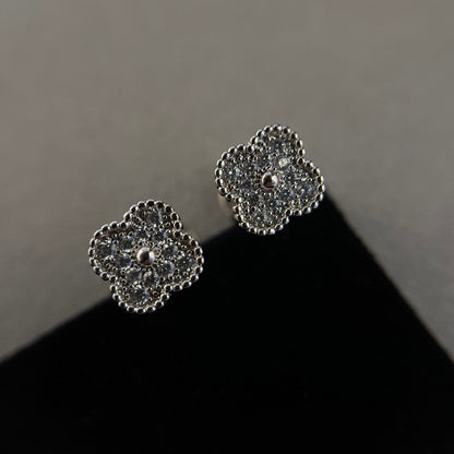 [Mystic Crown]CLOVER MINI DIAMOND STUD EARRINGS