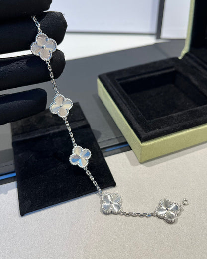 [Mystic Crown]CLOVER SILVER 5 MOTIFS BRACELET