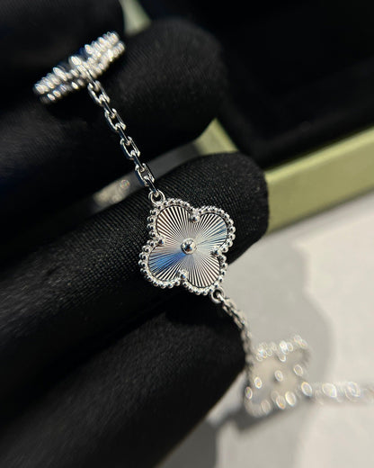 [Mystic Crown]CLOVER SILVER 5 MOTIFS BRACELET
