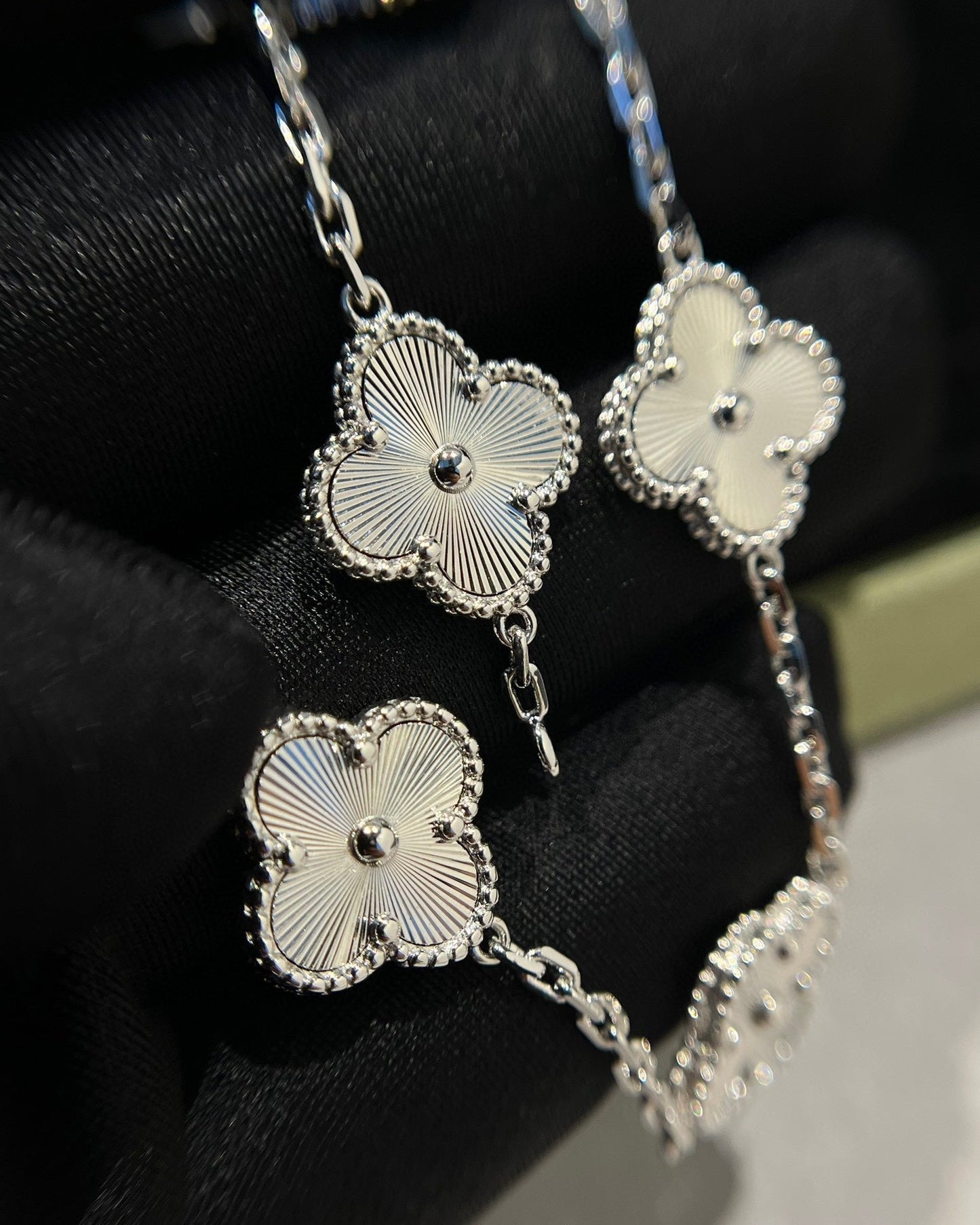 [Mystic Crown]CLOVER SILVER 5 MOTIFS BRACELET