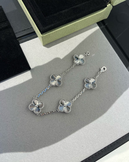 [Mystic Crown]CLOVER SILVER 5 MOTIFS BRACELET